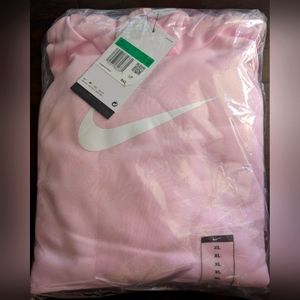Nike Therma-FIT Big Kids' (Girls') Pullover Hoodie in Pink Foam